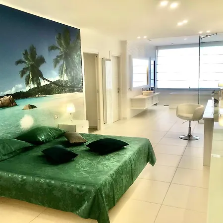 Green Village House *